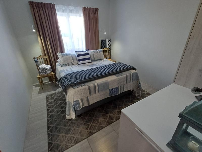 4 Bedroom Property for Sale in Pearly Beach Western Cape